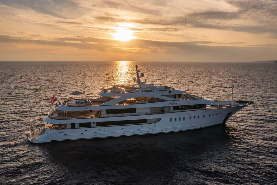 Yacht ANTHEA photography portfolio